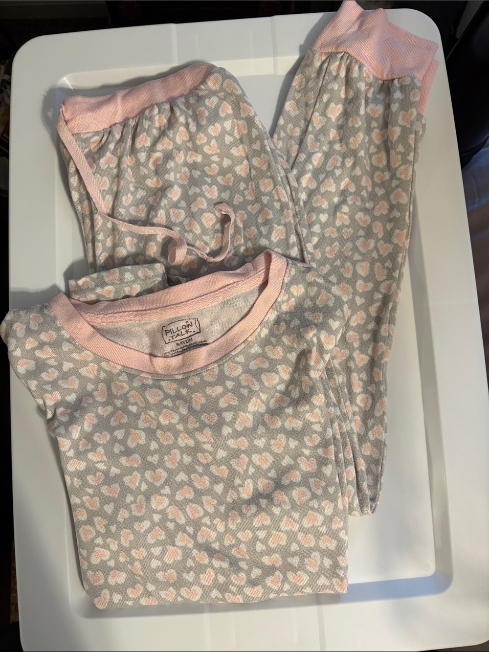 Women’s Pink & Gray Heart Pajama Set -